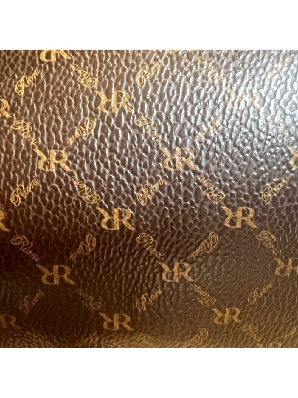 RIONI ITALIA PRINCESS SATCHEL. 14” x 5.3” x 9”. - Picture 10 of 15